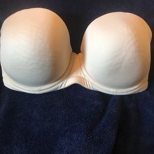 Wacoal 30G/30F strapless bra